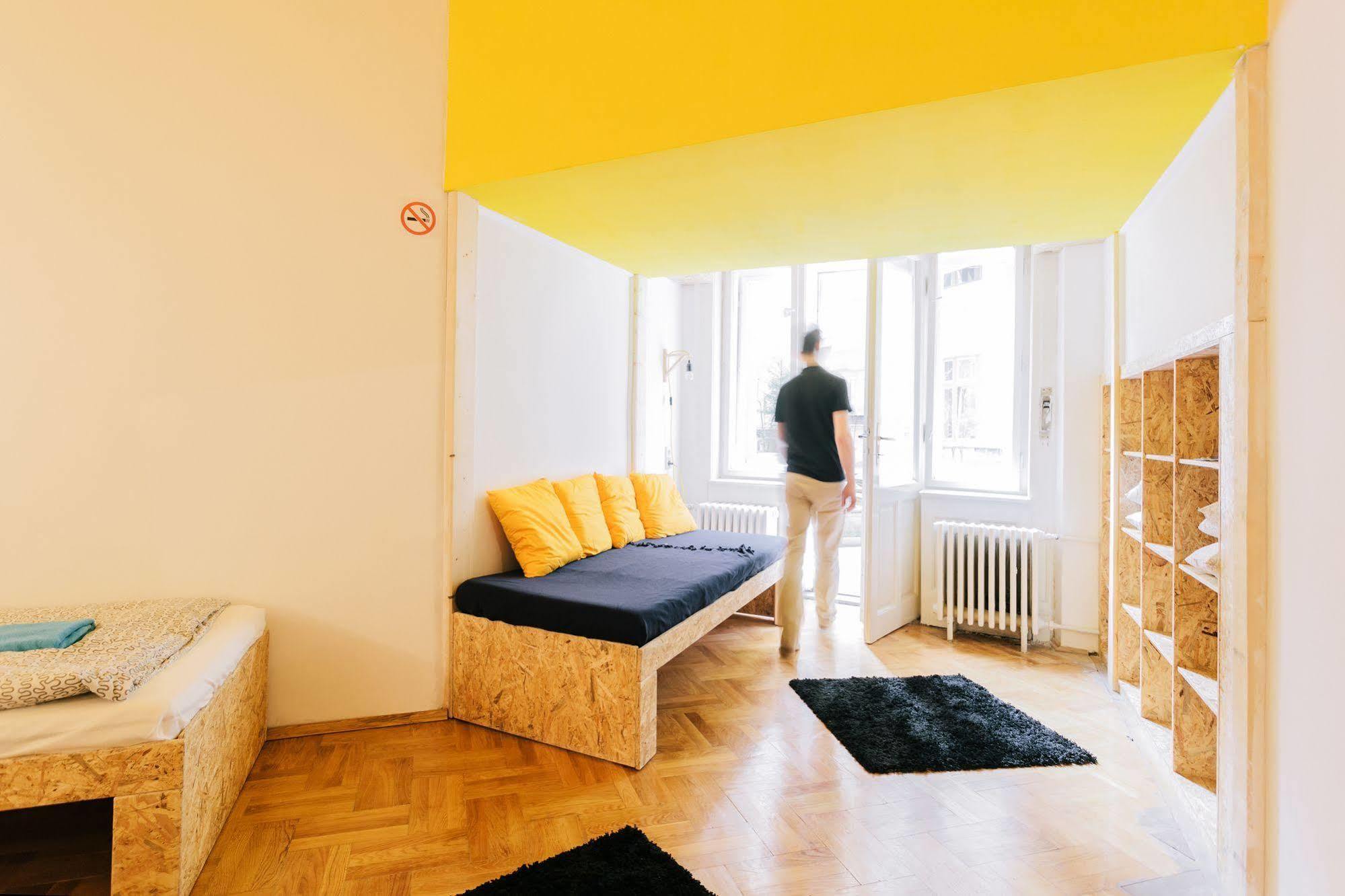 Homeplus Hostel Budapest Exterior photo